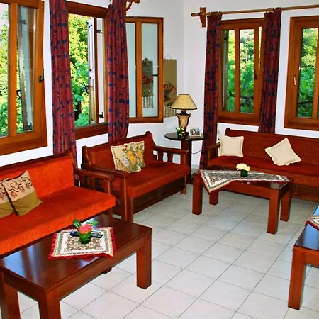 Hotel Agnadi - Chorefton