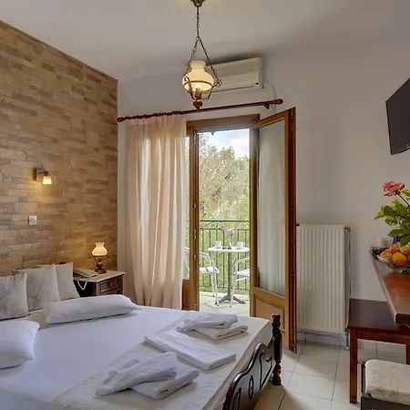 Agnadi - Hotel Chorefton