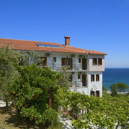 Agnadi - Szálloda Horeftó