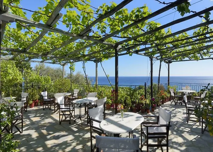 郝瑞泰 - 艾格纳缇酒店