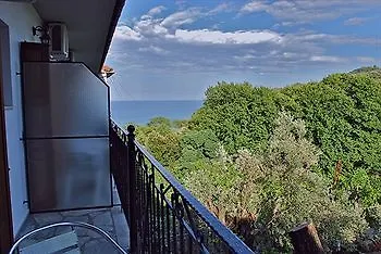 郝瑞泰 - 艾格纳缇酒店 3*